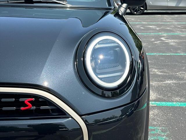 Photo of 2025 Midnight Black II Metallic MINI Hardtop