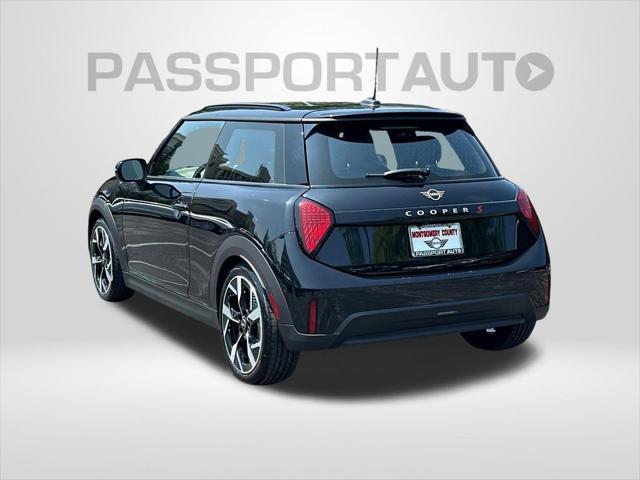 Photo of 2025 Midnight Black II Metallic MINI Hardtop