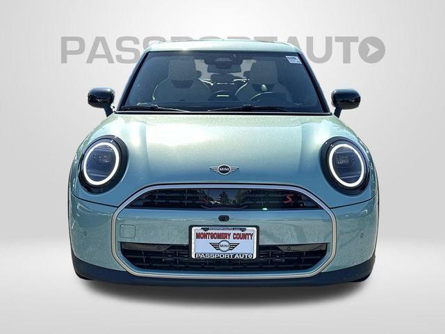 Photo of 2026 Ocean Wave Green Metallic MINI Hardtop