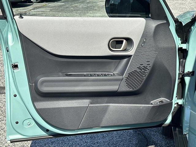 Photo of 2026 Ocean Wave Green Metallic MINI Hardtop
