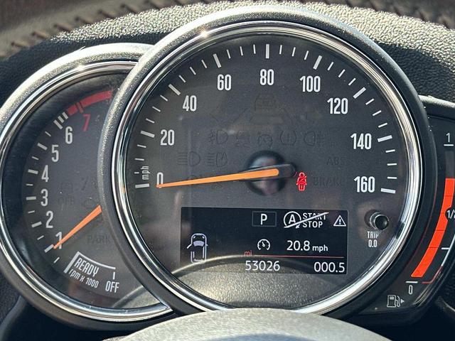 Photo of 2019 Light White MINI Countryman