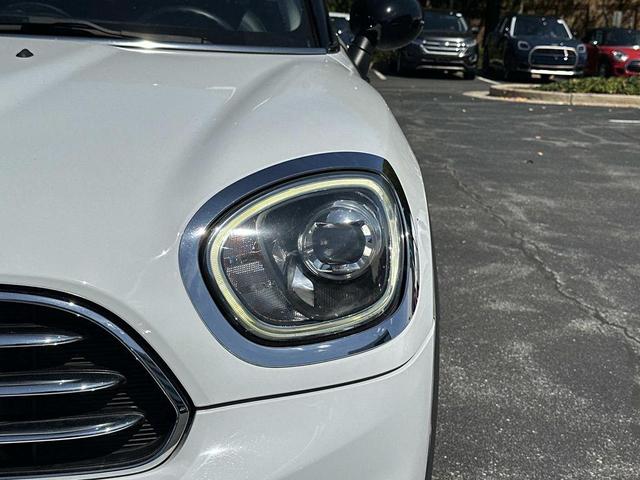 Photo of 2019 Light White MINI Countryman