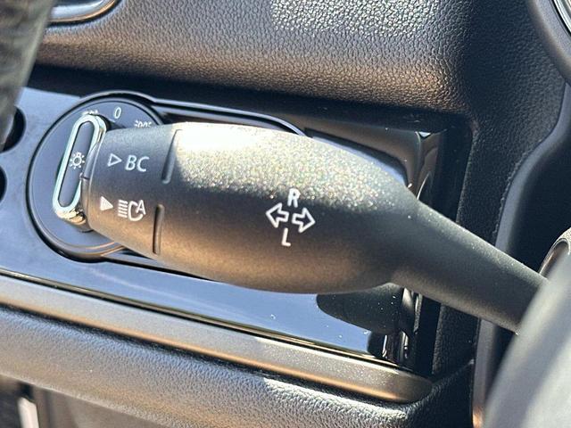 Photo of 2019 Light White MINI Countryman