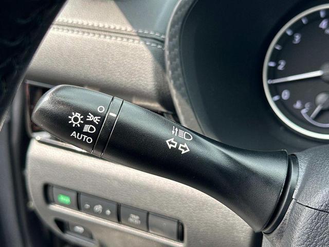 Photo of 2020 Gun Metallic Nissan Sentra
