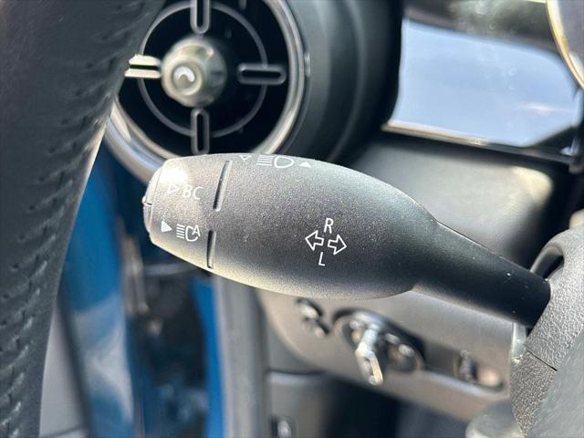 Photo of 2022 Island Blue Metallic MINI Hardtop