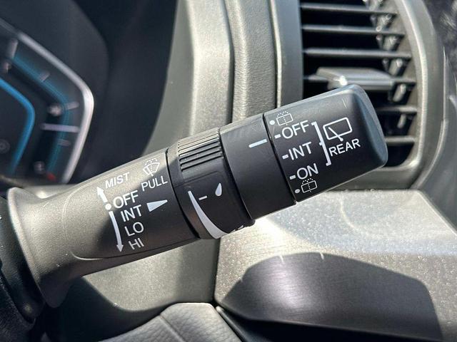 Photo of 2021 Gray Honda Odyssey