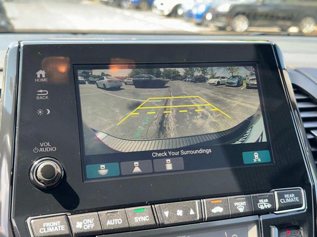 Photo of 2021 Gray Honda Odyssey