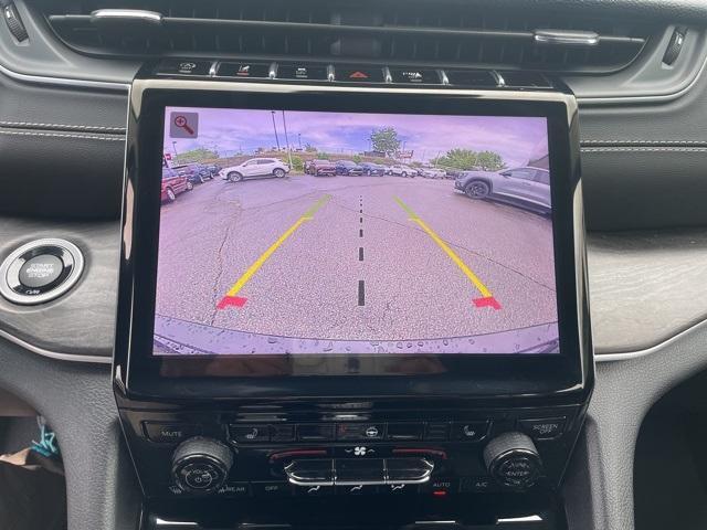 Photo of 2023 Diamond Black Jeep Grand Cherokee