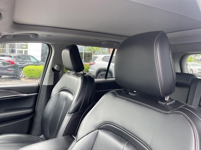 Photo of 2023 Diamond Black Jeep Grand Cherokee