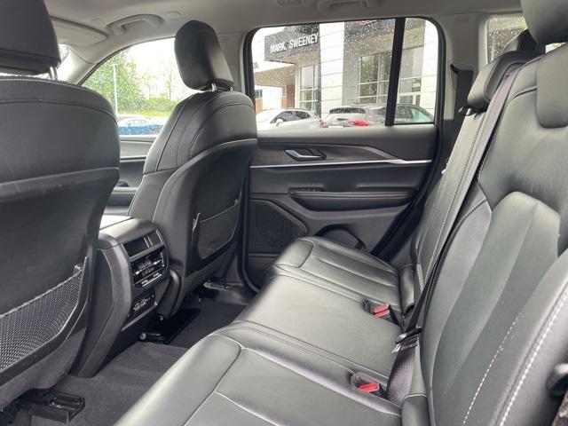 Photo of 2023 Diamond Black Jeep Grand Cherokee