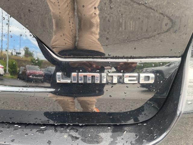 Photo of 2023 Diamond Black Jeep Grand Cherokee
