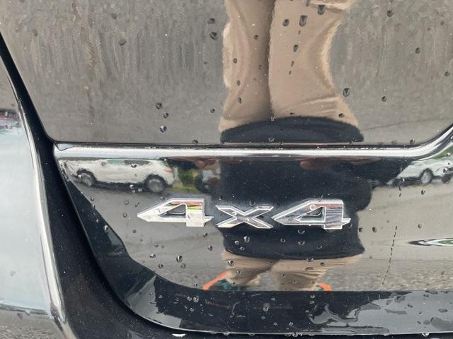 Photo of 2023 Diamond Black Jeep Grand Cherokee
