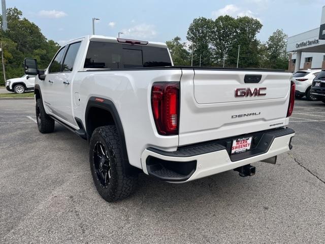 Photo of 2022 White Frost Tri-Coat GMC Sierra 3500