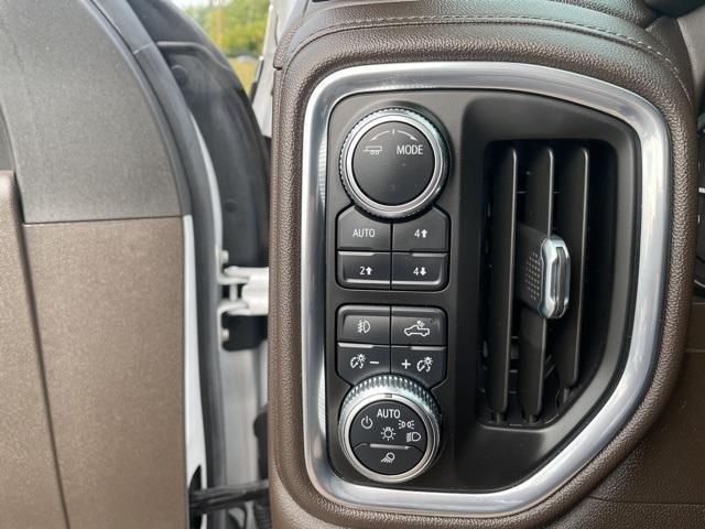 Photo of 2022 White Frost Tri-Coat GMC Sierra 3500