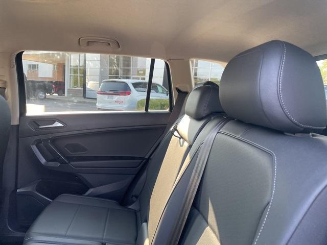 Photo of 2019 Dark Moss Green Metallic Volkswagen Tiguan