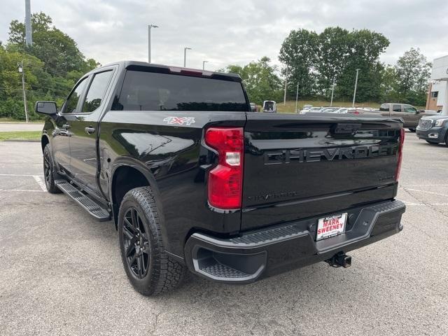 Photo of 2022 Black Chevrolet Silverado 1500