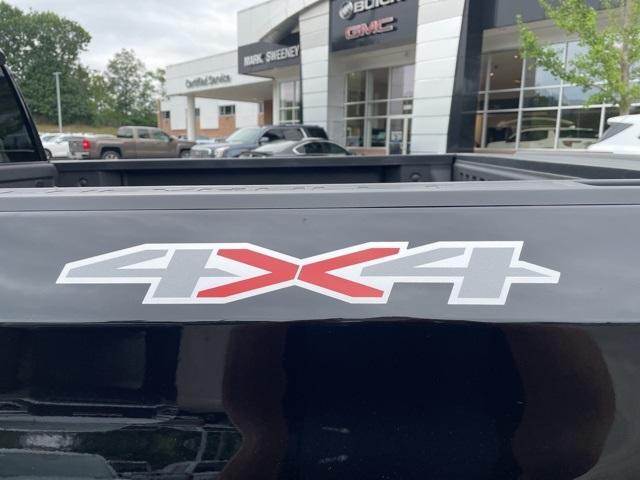 Photo of 2022 Black Chevrolet Silverado 1500