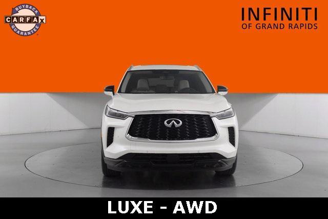 Photo of 2024 Majestic White INFINITI QX60