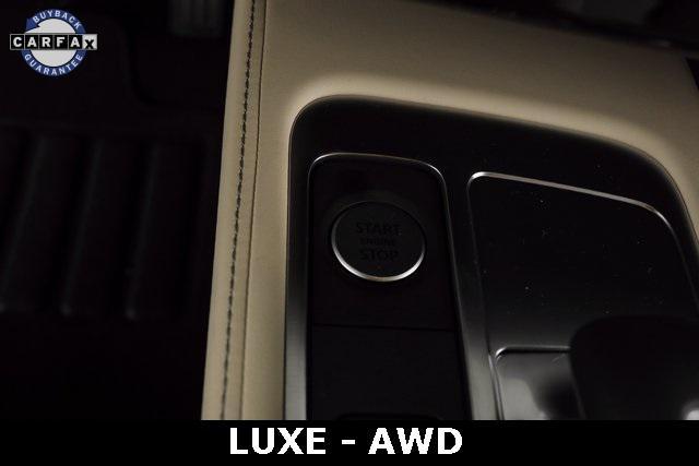 Photo of 2024 Majestic White INFINITI QX60