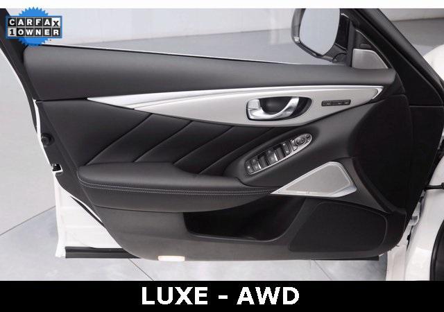 Photo of 2022 Pure White INFINITI Q50