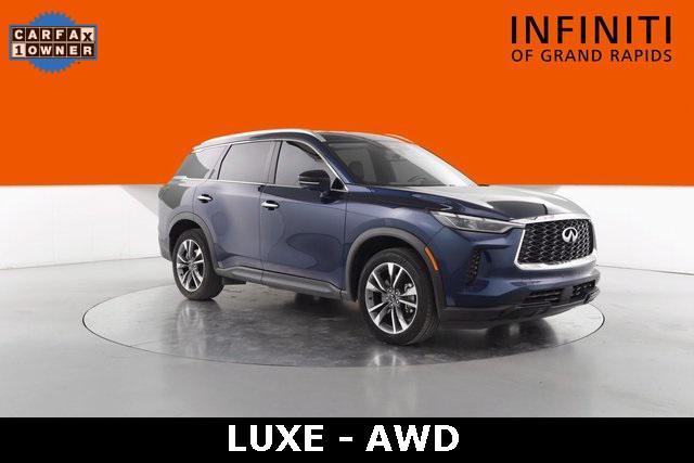 Photo of 2023 Grand Blue INFINITI QX60