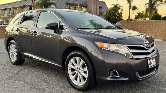 Photo of 2013 Gray Toyota Venza