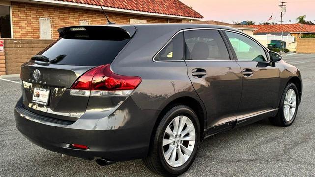 Photo of 2013 Gray Toyota Venza