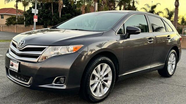 Photo of 2013 Gray Toyota Venza