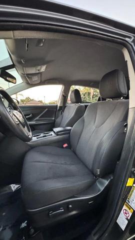 Photo of 2013 Gray Toyota Venza