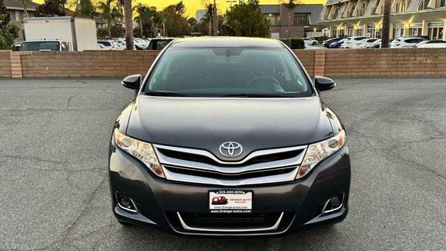 Photo of 2013 Gray Toyota Venza