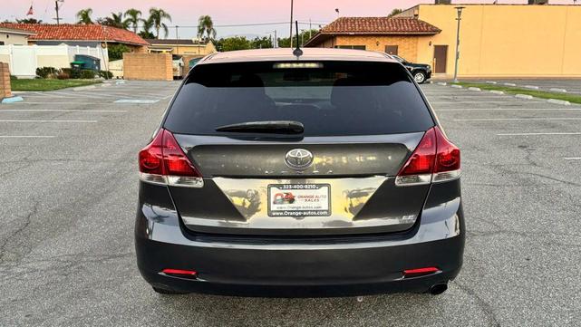 Photo of 2013 Gray Toyota Venza