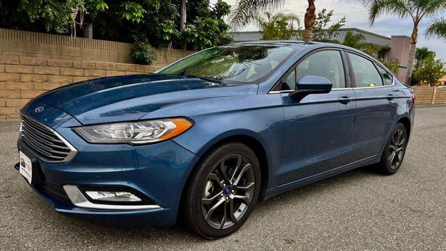 Photo of 2018 Blue Ford Fusion