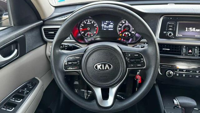 Photo of 2016 Sangria Kia Optima