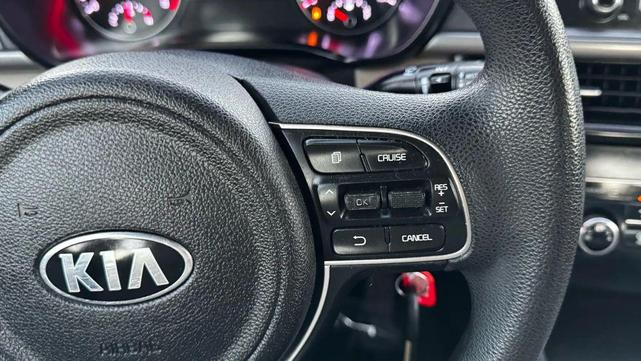 Photo of 2016 Sangria Kia Optima