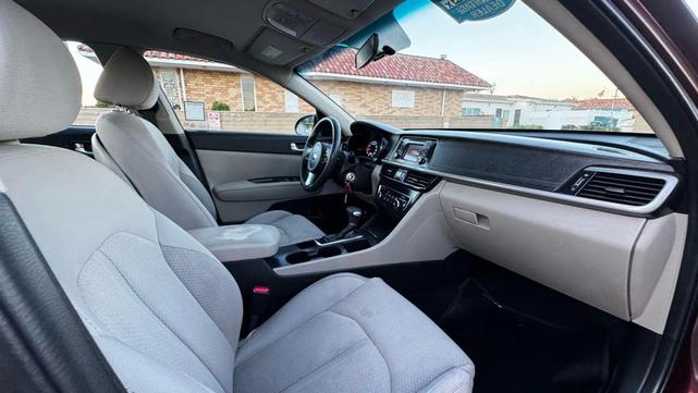 Photo of 2016 Sangria Kia Optima