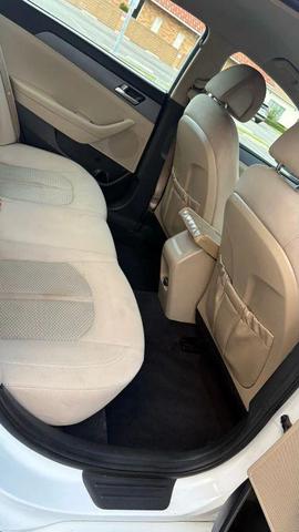 Photo of 2017 Quartz White Pearl Hyundai SONATA
