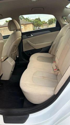 Photo of 2017 Quartz White Pearl Hyundai SONATA