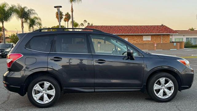 Photo of 2015 Dark Gray Metallic Subaru Forester