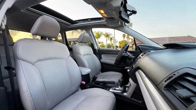 Photo of 2015 Dark Gray Metallic Subaru Forester