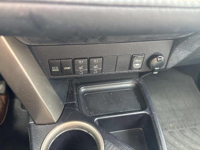 Photo of 2013 Magnetic Gray Metallic Toyota RAV4