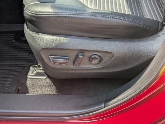Photo of 2022 Ruby Flare Pearl Toyota Highlander