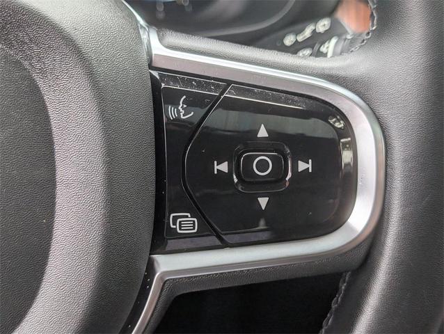 Photo of 2023 Denim Blue Metallic Volvo XC60
