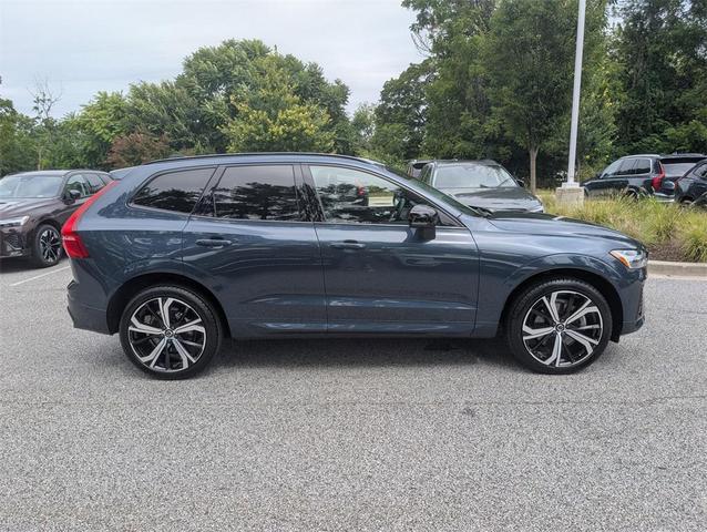 Photo of 2023 Denim Blue Metallic Volvo XC60