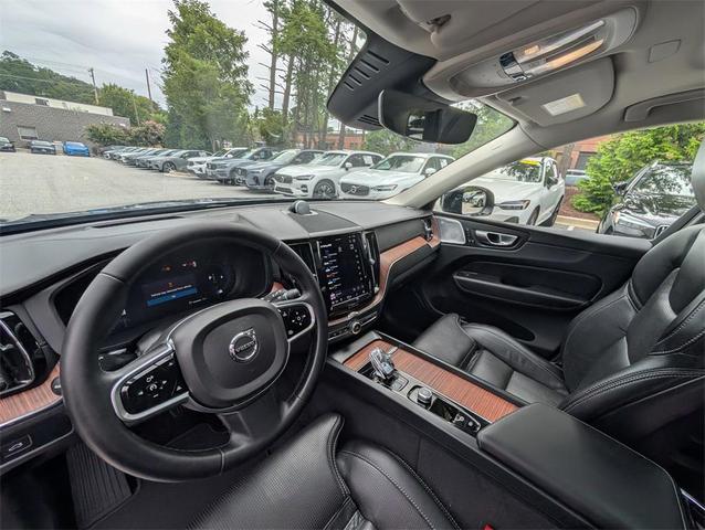 Photo of 2023 Denim Blue Metallic Volvo XC60
