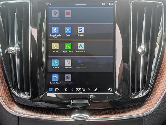 Photo of 2023 Denim Blue Metallic Volvo XC60