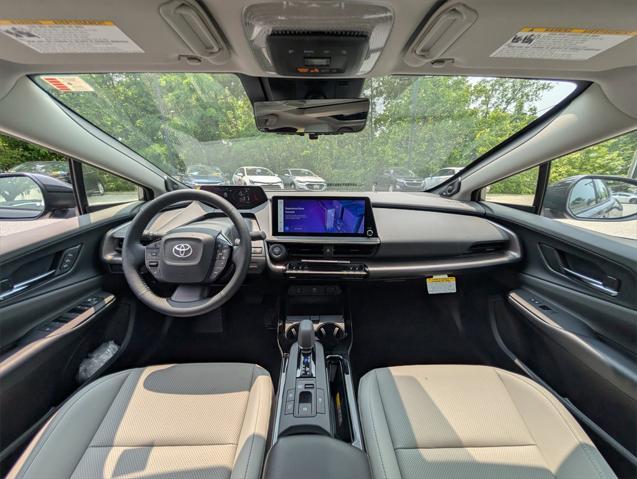 Photo of 2025 Gray Toyota Prius