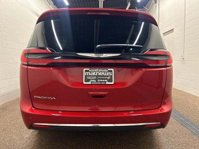 Photo of 2025 Red Chrysler Pacifica