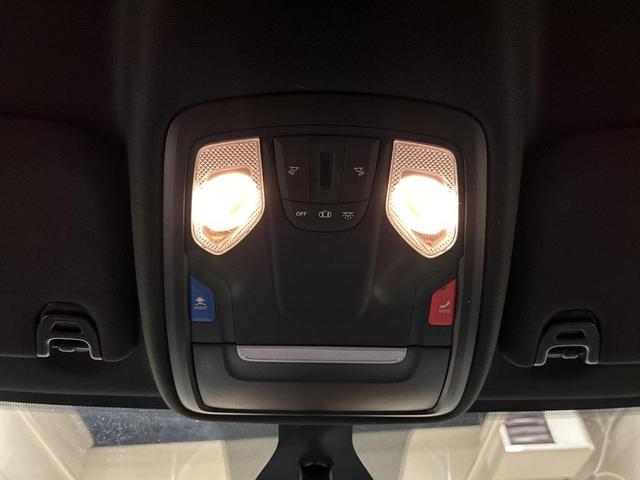 Photo of 2022 Bright White Clearcoat RAM 3500