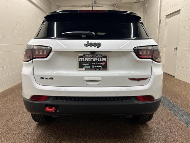 Photo of 2026 Bright White Clearcoat Jeep Compass