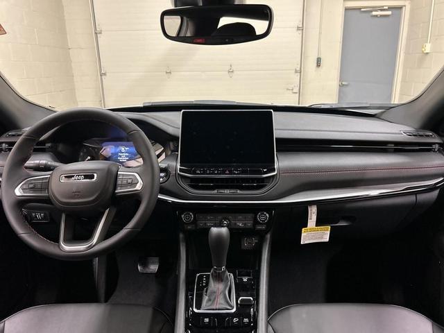 Photo of 2026 Bright White Clearcoat Jeep Compass